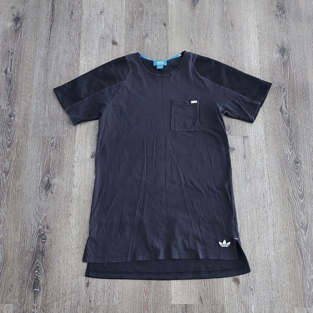 Adidas Men's Black T-Shirt
